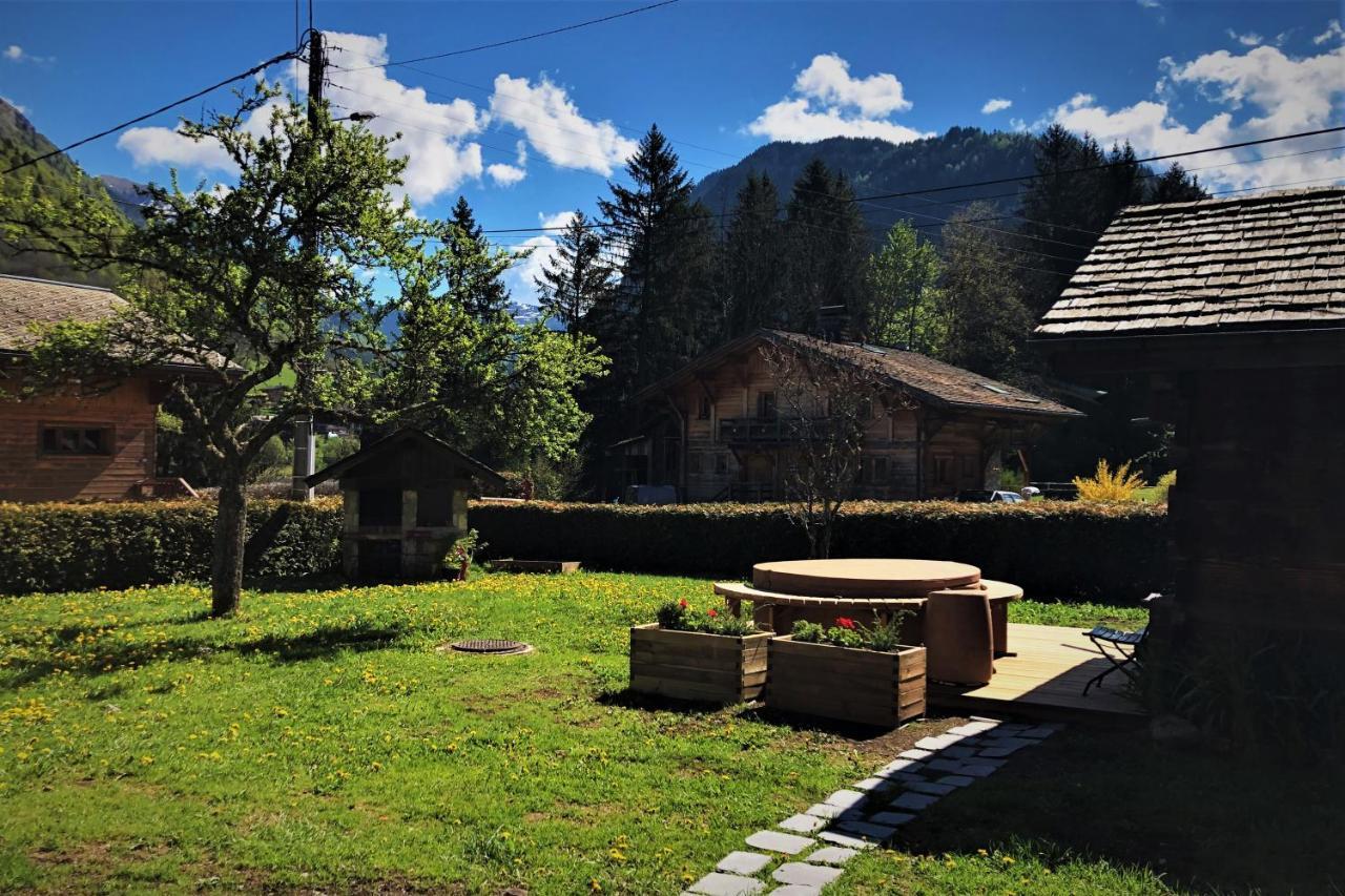 Chalet Sur Les Monts Morzine Montriond Exterior photo